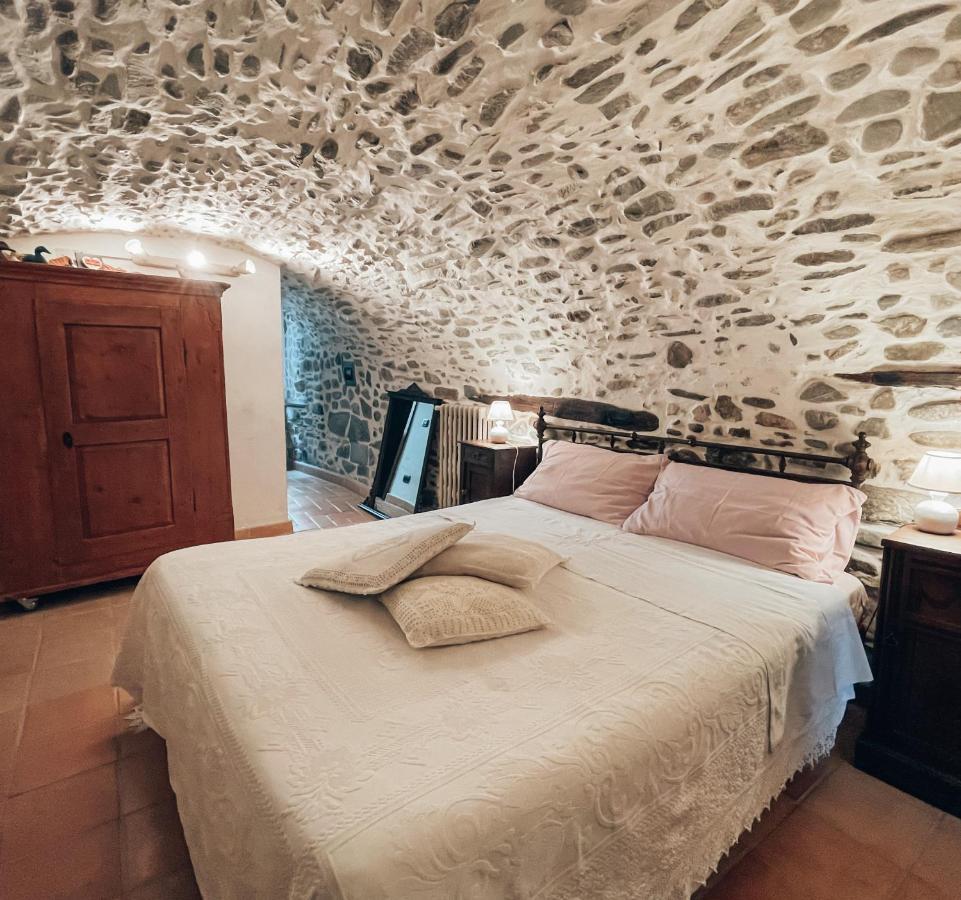 Talking Stones Bed & Breakfast Dolceacqua Luaran gambar