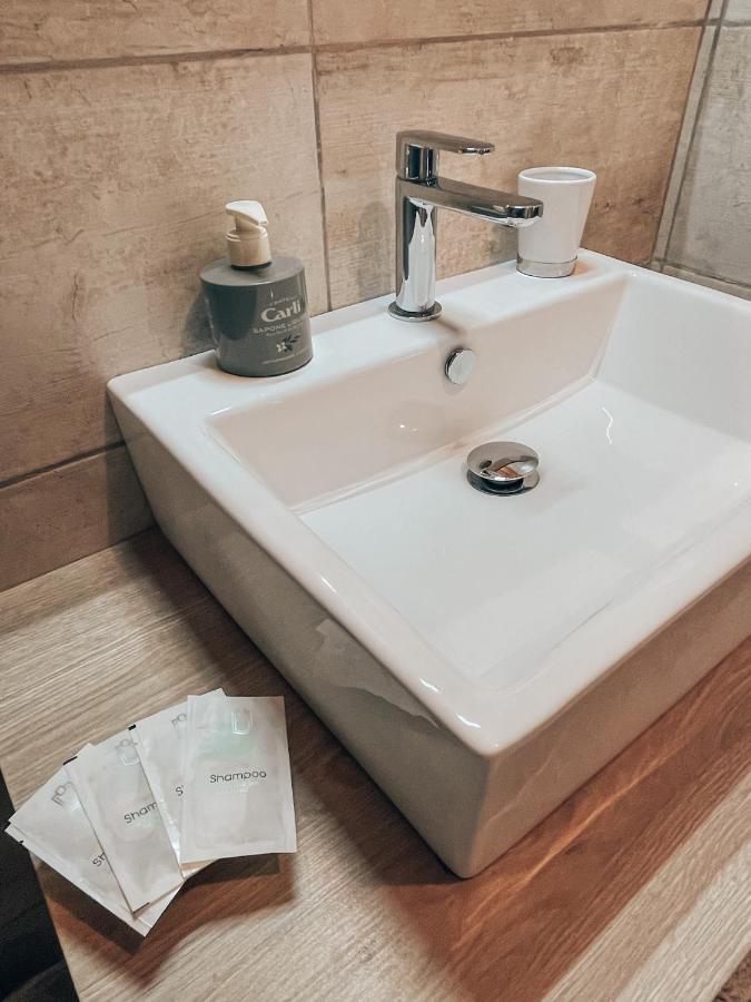 Talking Stones Bed & Breakfast Dolceacqua Luaran gambar
